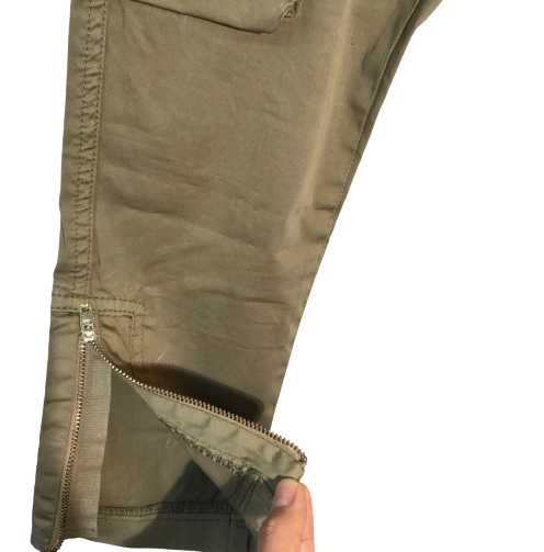 Pantraloni verdi tasche e patch