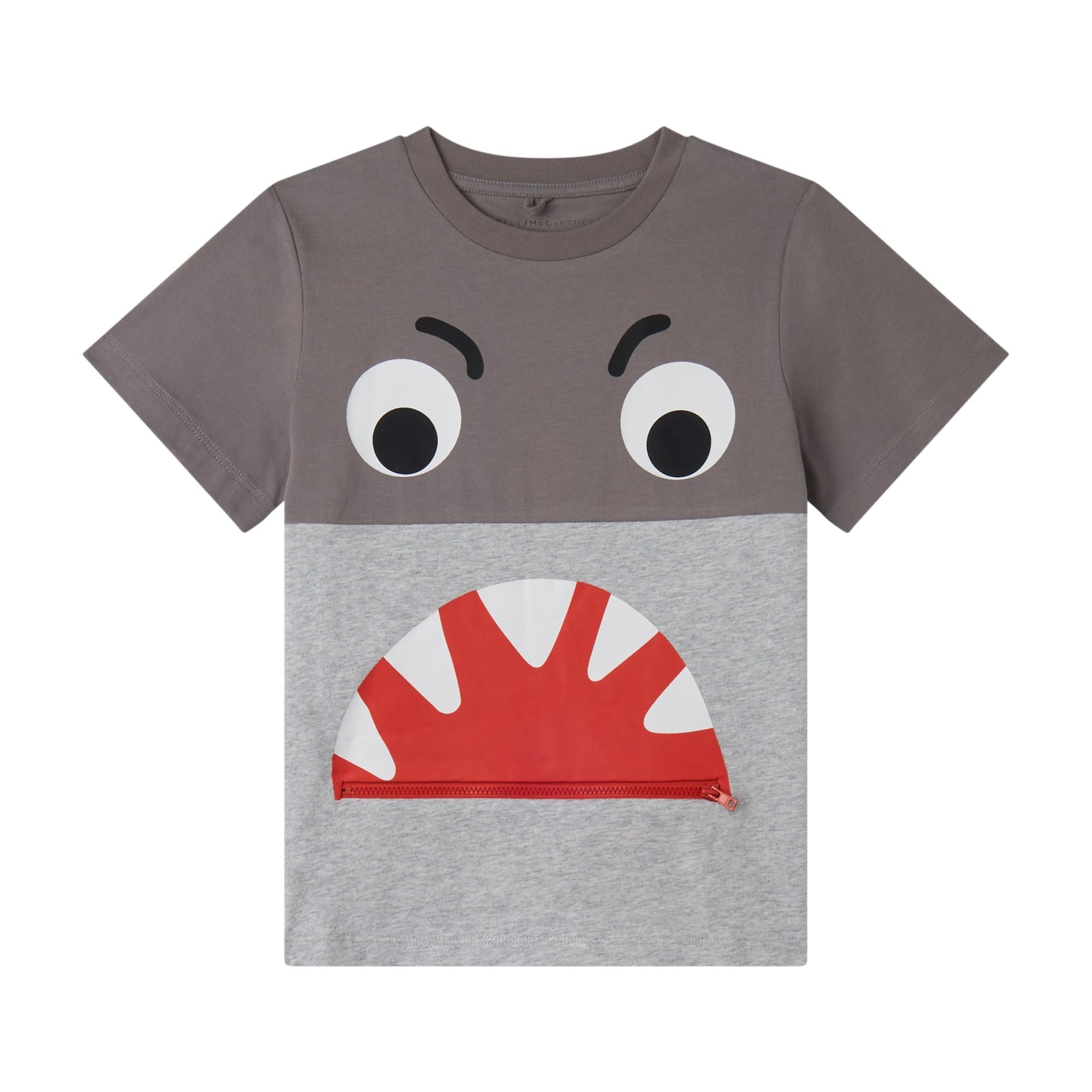 T-shirt con design a inserti