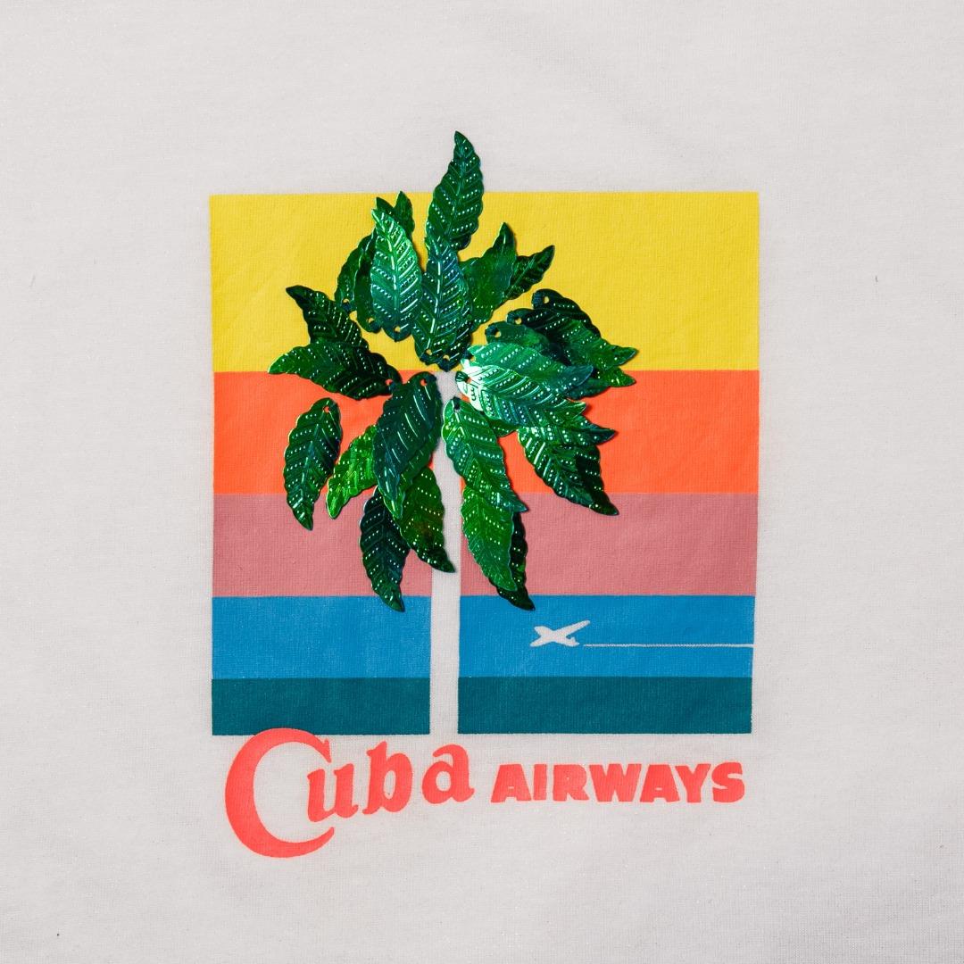T-shirt con stampa grafica